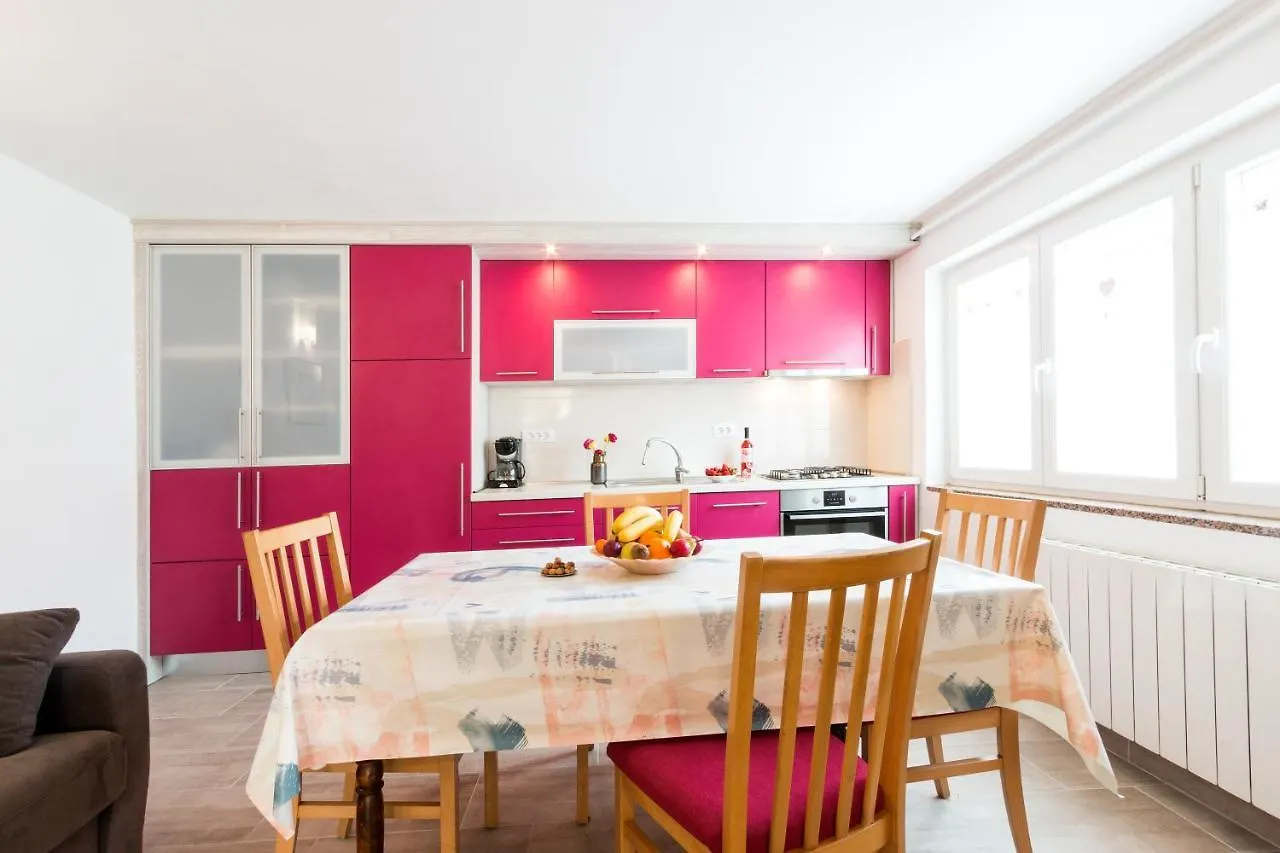 Apartment Katarina Pula