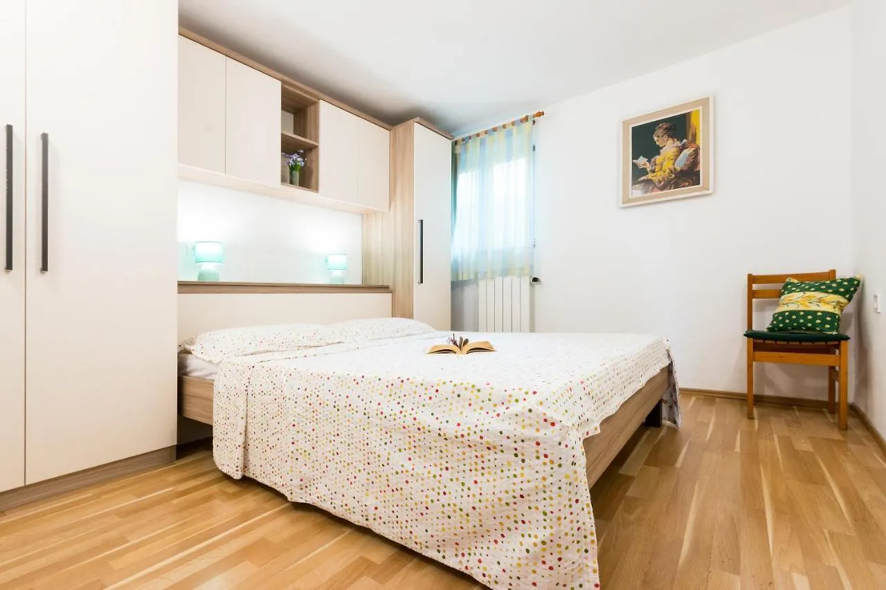 Apartment Katarina Pula