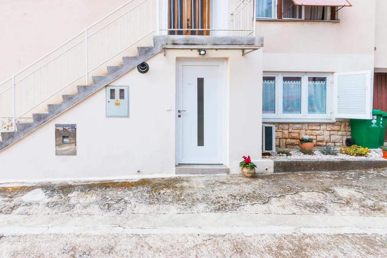 Apartment Katarina Pula